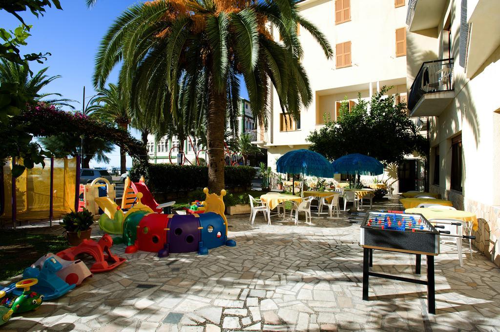 Hotel Lido Pietra Ligure Εξωτερικό φωτογραφία